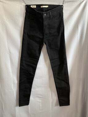 Levi's Premium 720 High Rise Super Skinny Jeans in Black Size 26